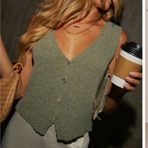 Vici Olive Knit Sleeveless Sweater